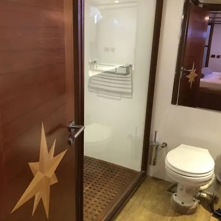 Asterixyacht-navigate To Greece,turkey And So More Bådhotel
